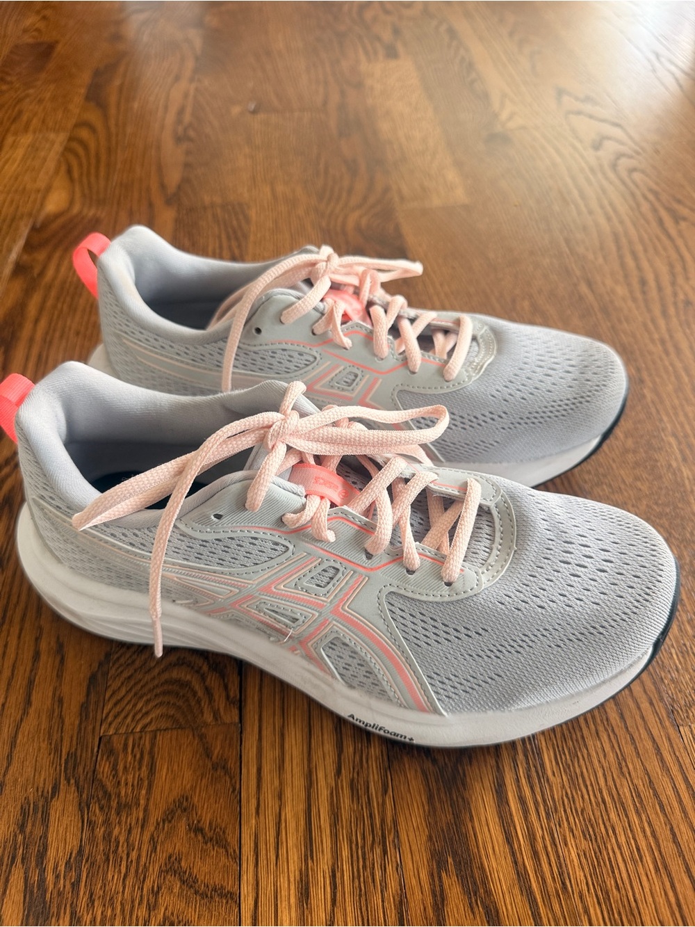 Asics GEL-contend-9 Running Shoes Gray and Pink Women’s size 8